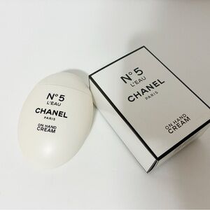 🌸New CHANEL N°5 L'EAU On Hand Cream